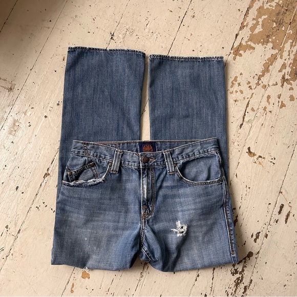 Rock & Republic Men"s Distressed Blue Jeans - Picture 8 of 16